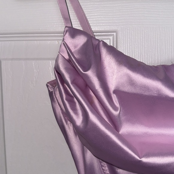 SALE ‼️🩷 NWOT URBAN OUTFITTERS UO Corset Top | Satin Corset | Lilac | Medium - Picture 4 of 8